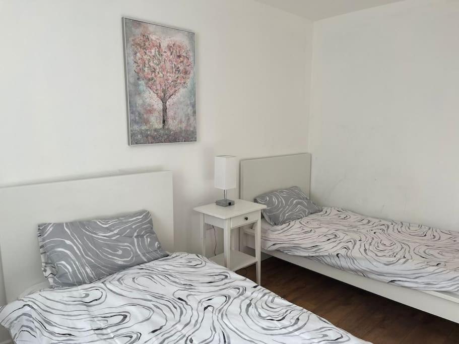 Bright And Calm Apartment - Watford Εξωτερικό φωτογραφία