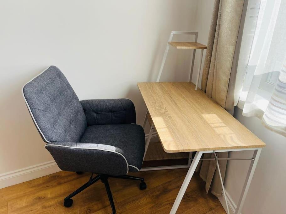 Bright And Calm Apartment - Watford Εξωτερικό φωτογραφία